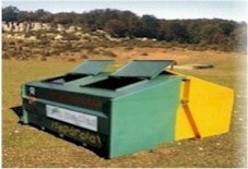 contenedor de basura metálico grande separación basura 2 metros cúbicos color verde